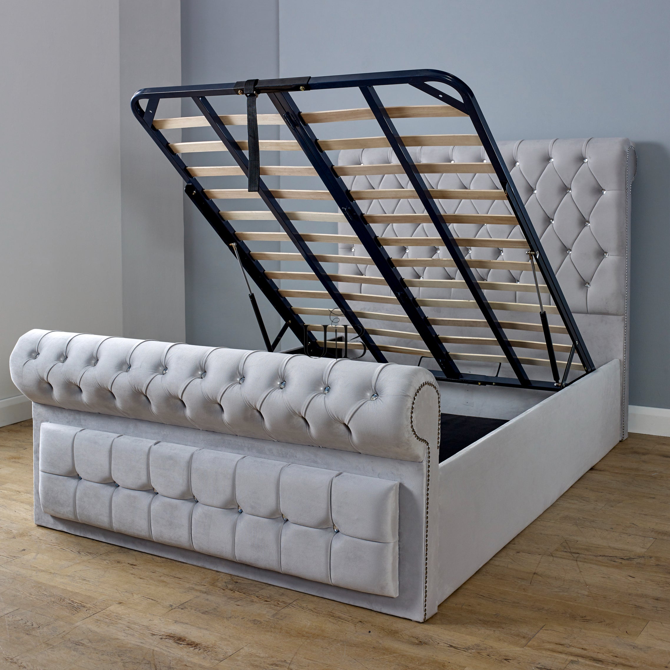 Berkeley Sleigh Ottoman Bed