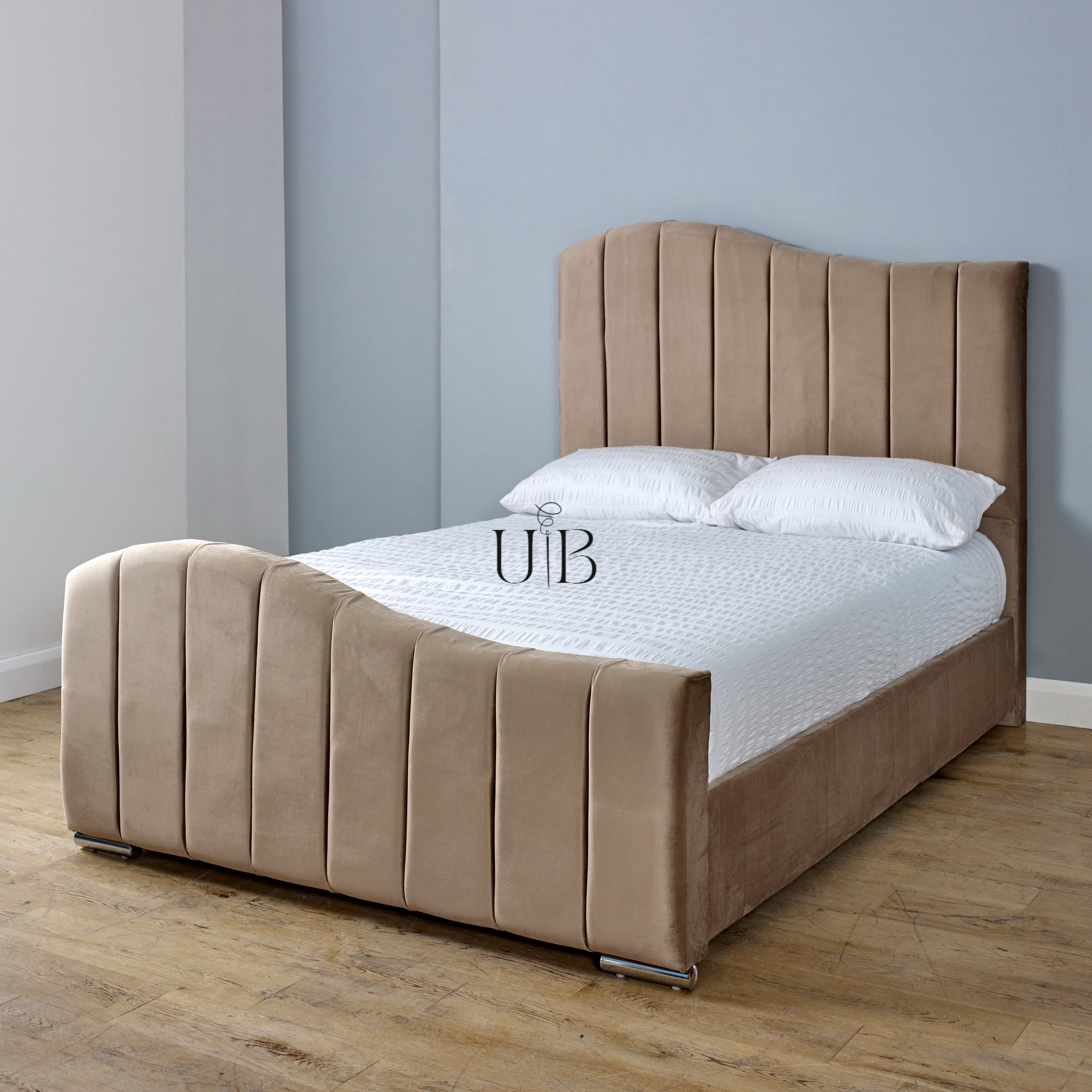 Horizon Curve Ottoman Bed