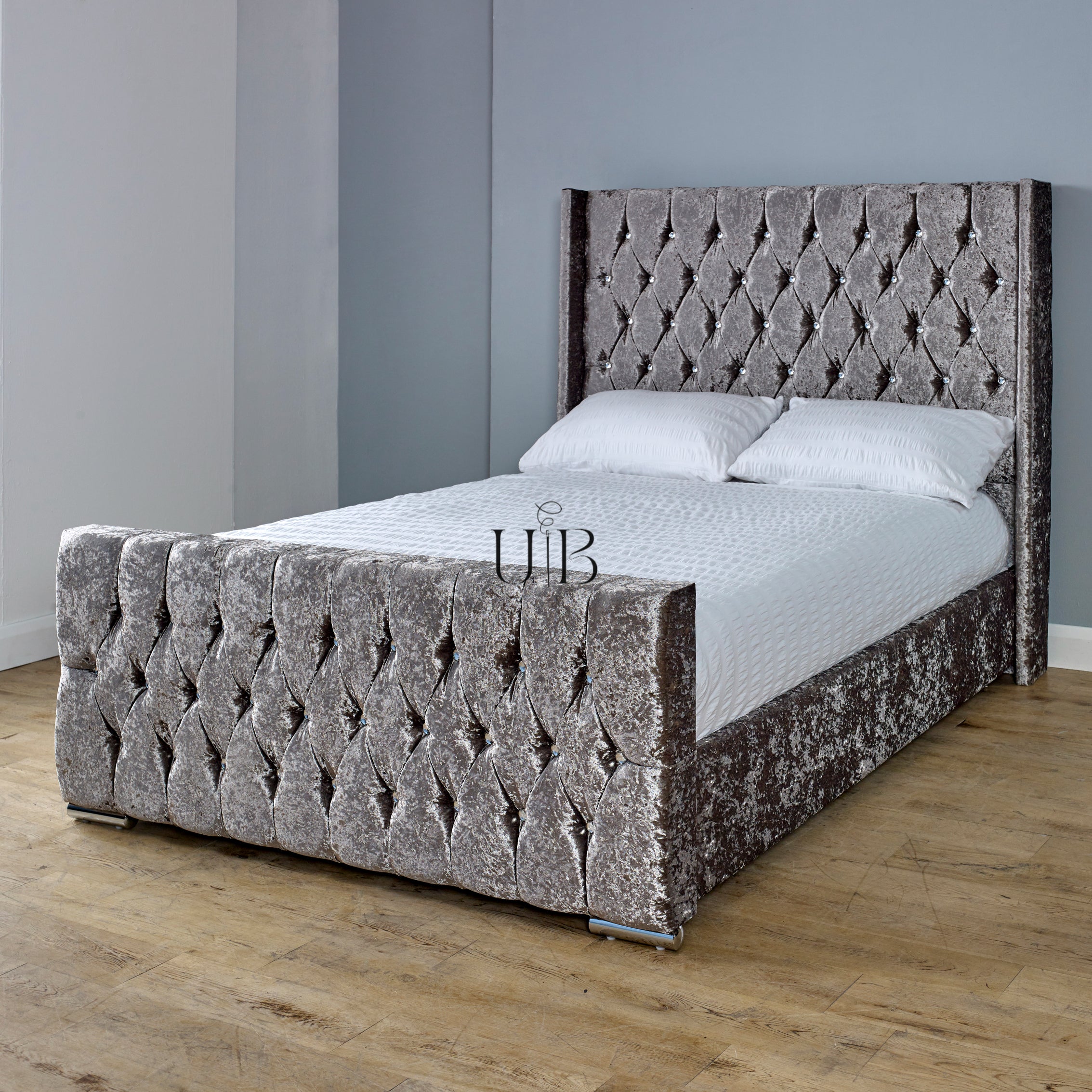 Stratford Winged Bed Frame